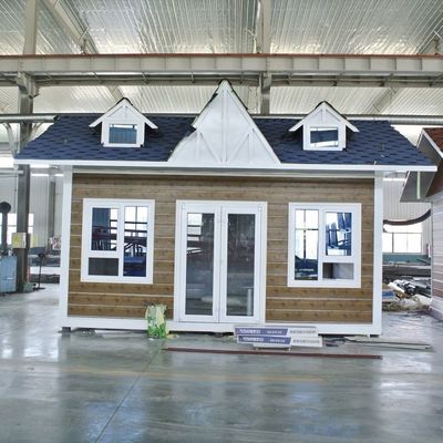 Moderne geprefabriceerde kleine huis sandwich paneel met PVC schuifvenster