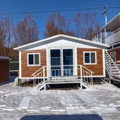 Outdoor Mobile Living 20FT/40FT Moderne luxe vouwbare geprefabriceerde stalen hotelcontainer