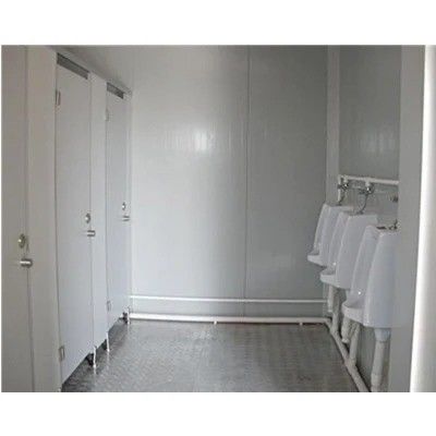 Moderne ontwerpstijl 20FT/40FT Flat Pack Container House voor modulair mobiel toilet